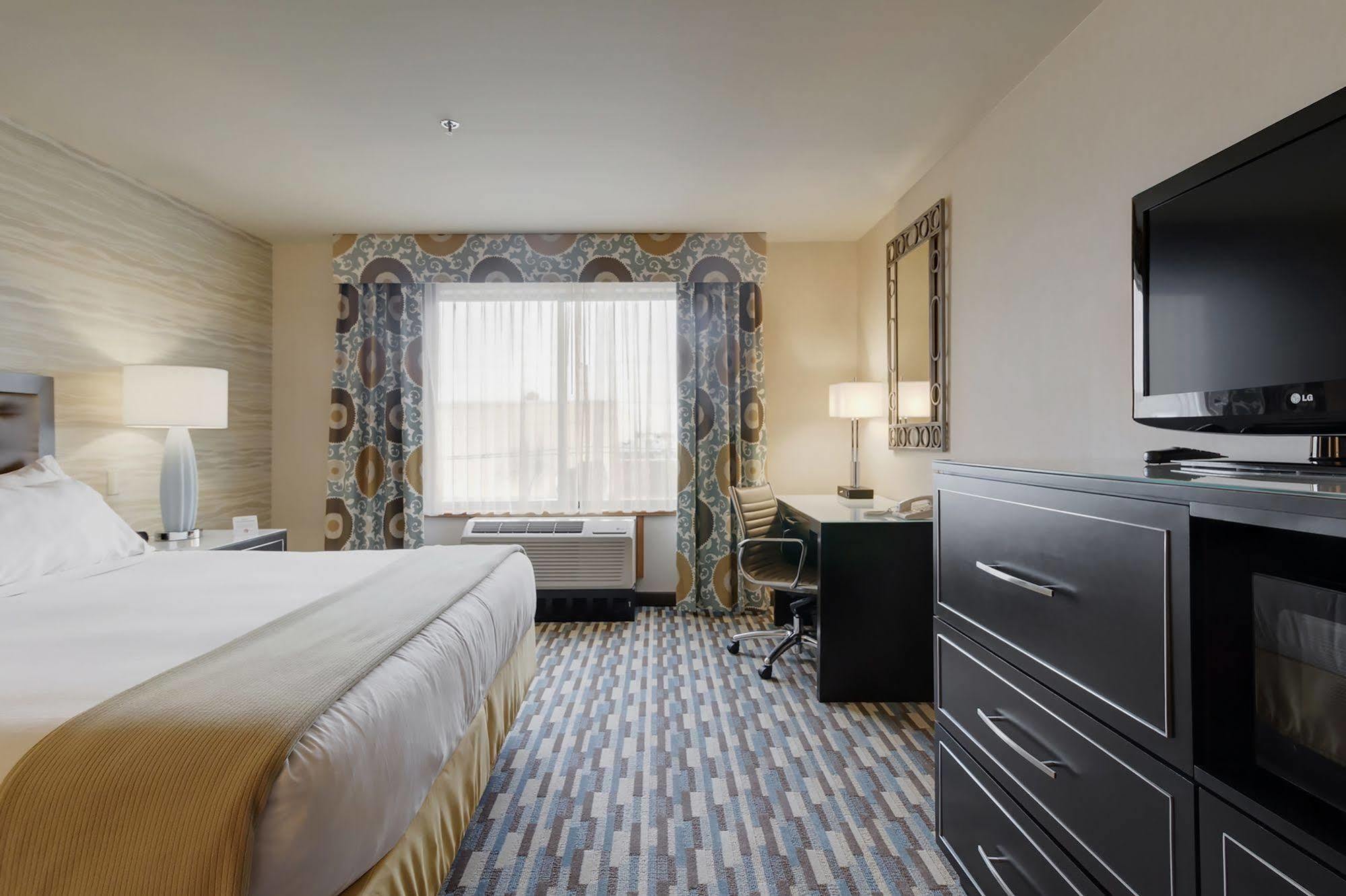 Holiday Inn Express Hotel & Suites Warwick-Providence Airport By Ihg Zewnętrze zdjęcie